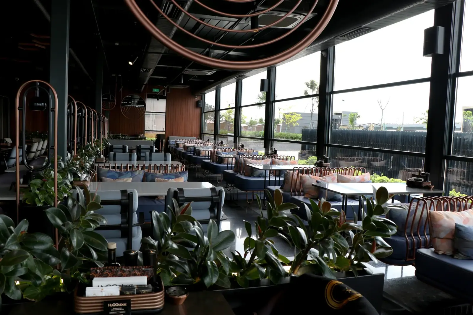 HuQQabaz Crescent Mall Bakü