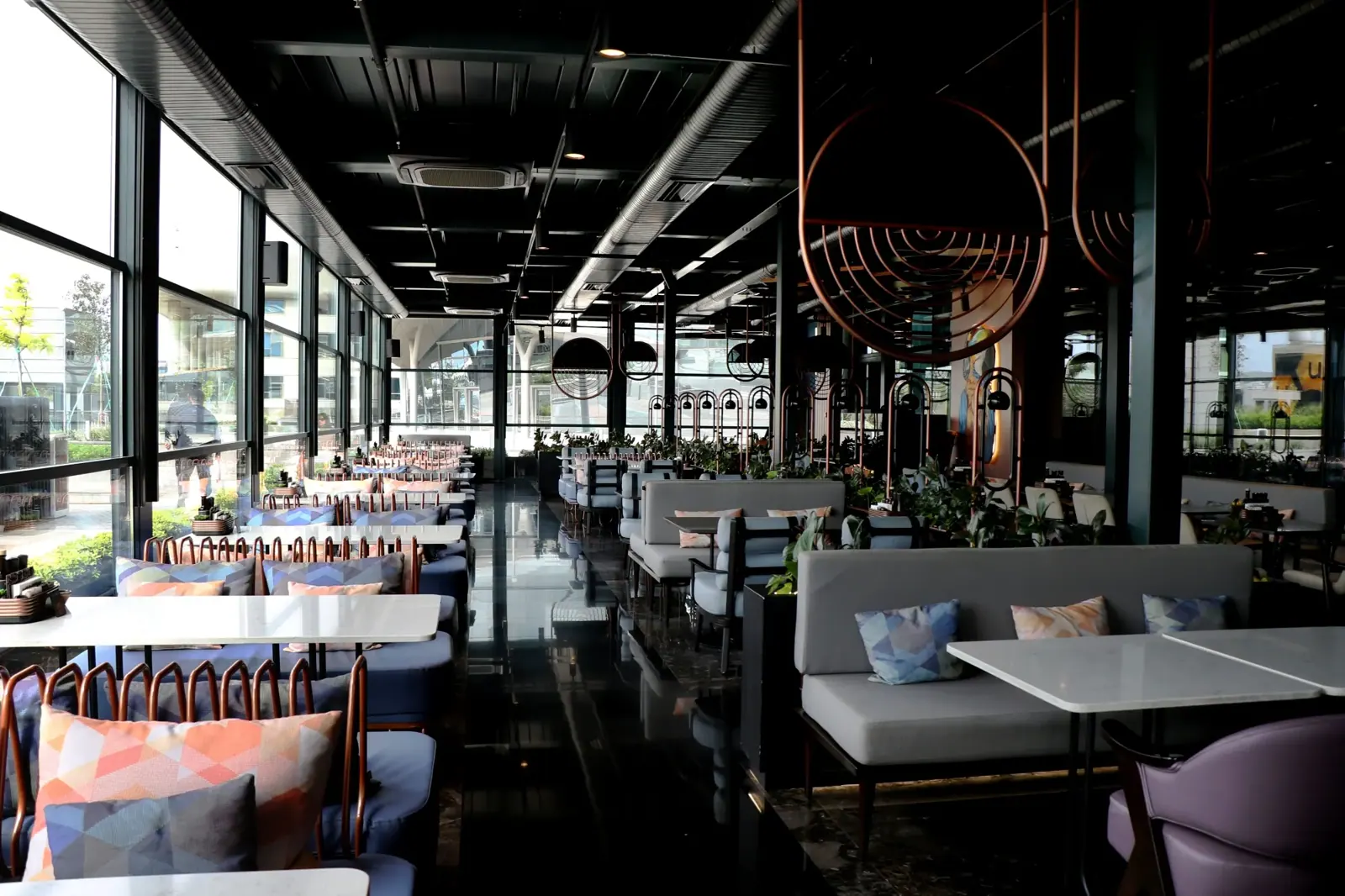 HuQQabaz Crescent Mall Bakü