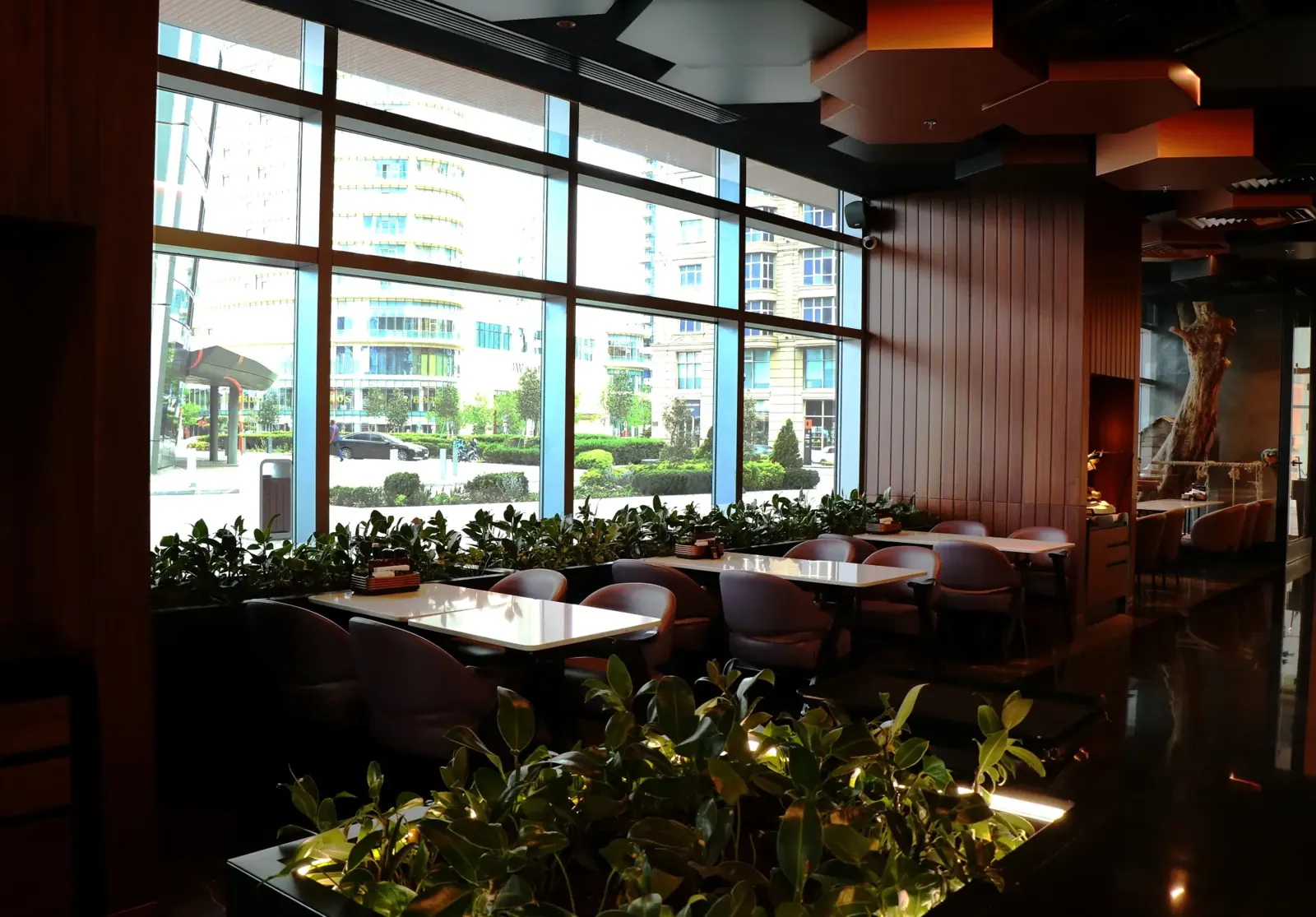 HuQQabaz Crescent Mall Bakü