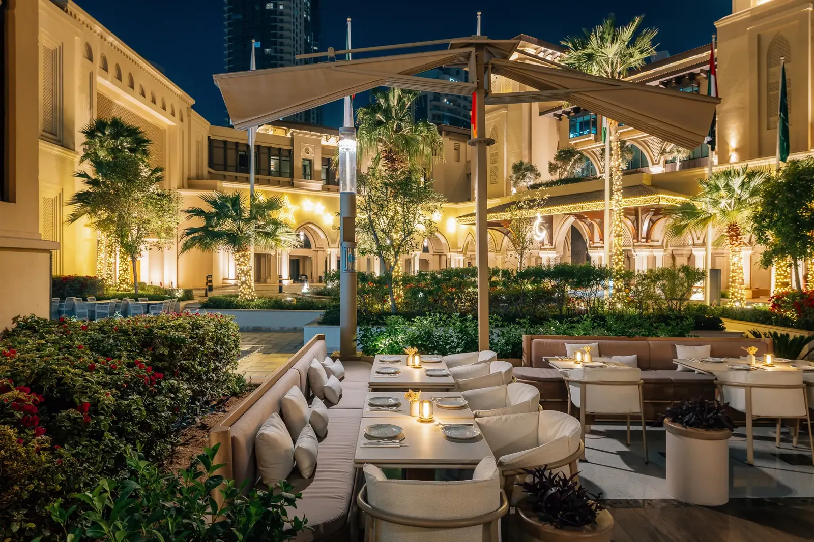 HuQQabaz Souk Al Bahar
